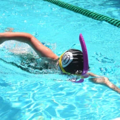FINIS Junior Stablity Snorkel Magical Magenta -Aqua Shop 1.05.003 Magical.Magenta Usage.Main 14 1