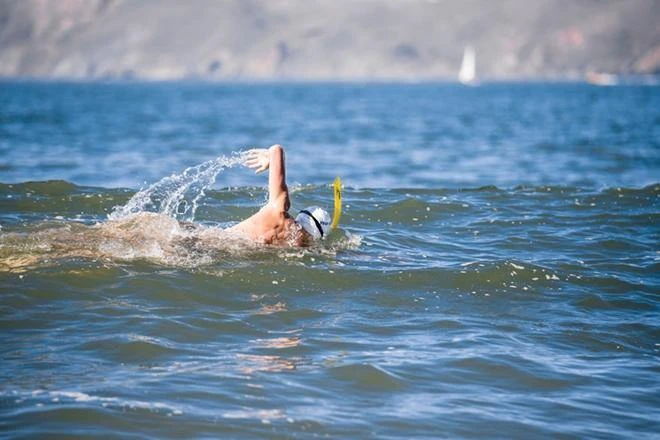 FINIS Pink Swimmers Snorkel 4 FINIS Pink Swimmers Snorkel - Image 4