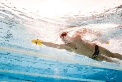 FINIS Freestyle Paddle 11 FINIS Freestyle Paddle -Aqua Shop 1.05.020 image usage senior 16