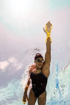 FINIS JNR Forearm Fulcrum 15 FINIS JNR Forearm Fulcrum -Aqua Shop 1.05.028 image usage senior 3