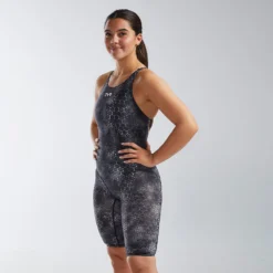 TYR Thresher™ Open Back Swimsuit - Black Akurra -Aqua Shop TPAFON6A 001 alt03